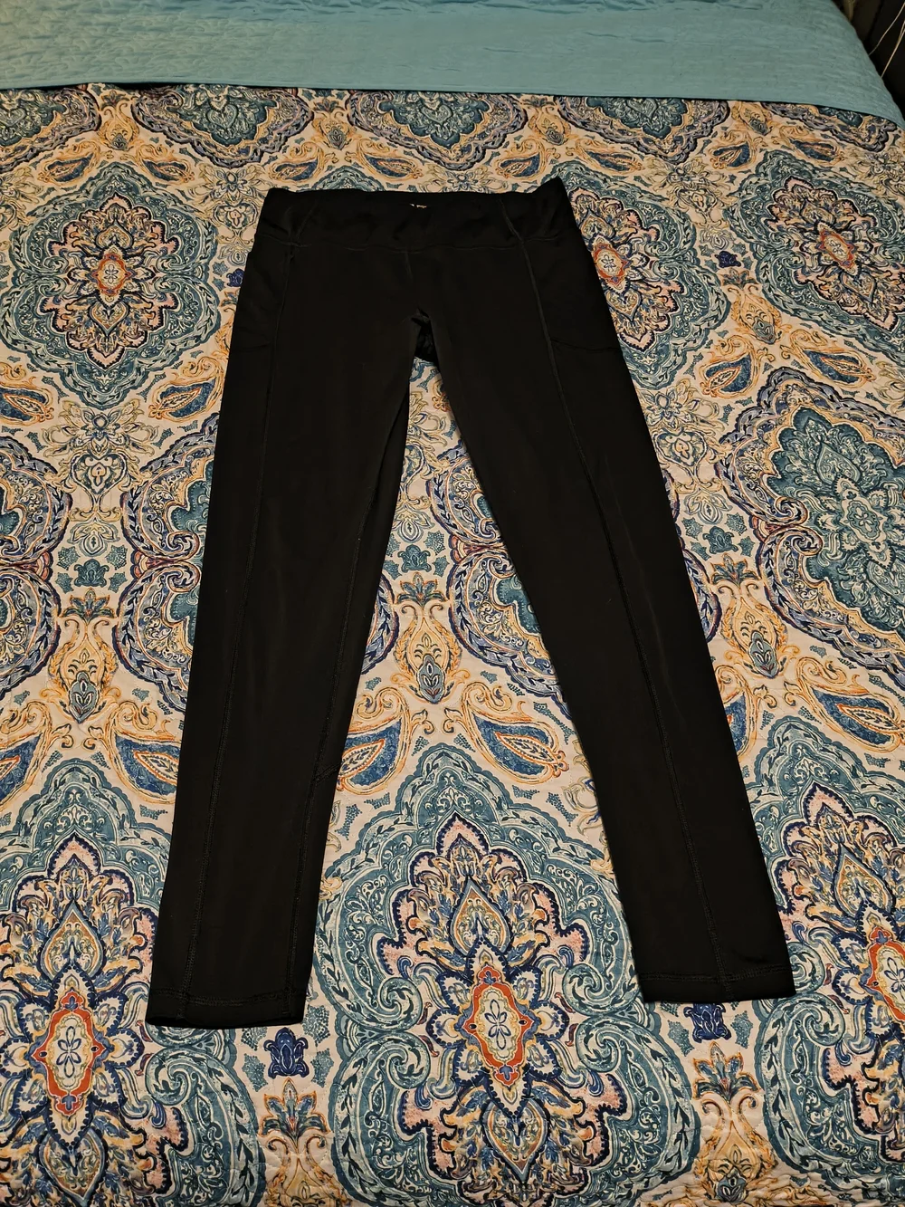 Victoria's Secret Black Leggings with Side Pockets - Picture 1 of 4